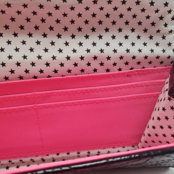 Studded Black Wallet With Removable Chain and Pink Interior - Picture 5 of 7